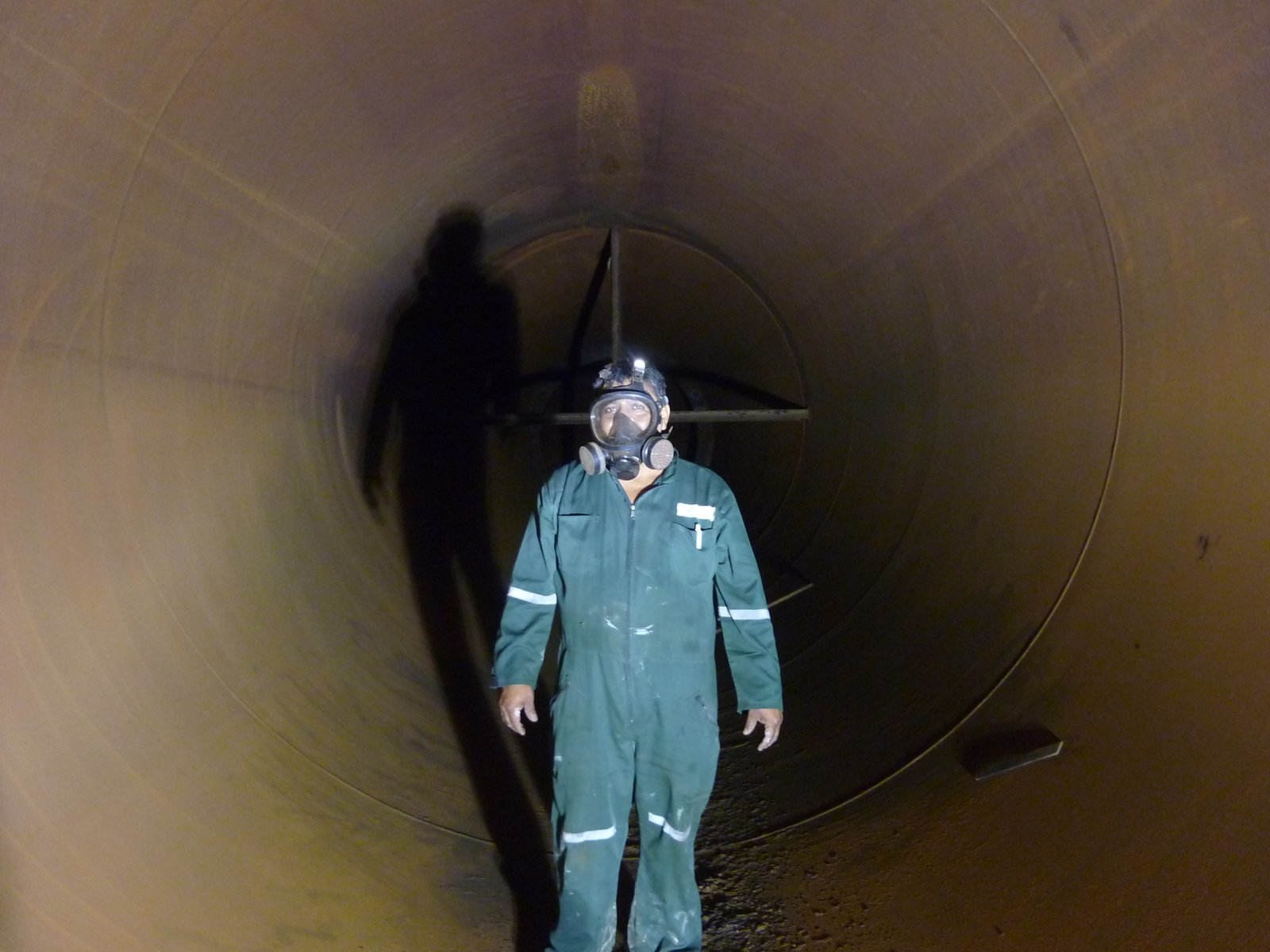 Servicio de Limpieza Interna de Tanques de Almacenamiento de Gas GLP